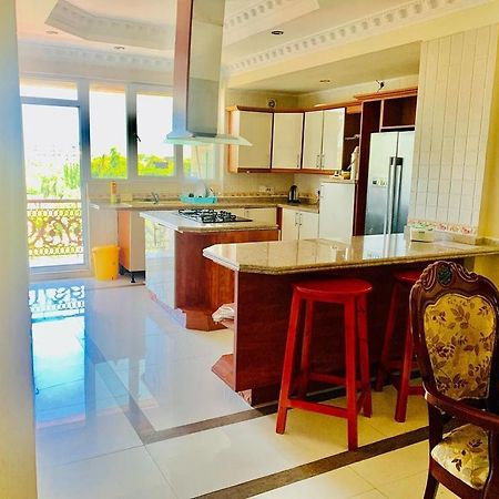 Masaki-Sea View 2-Bedroom Apt With Free Wi-Fi Dar-es-Salaam Eksteriør bilde